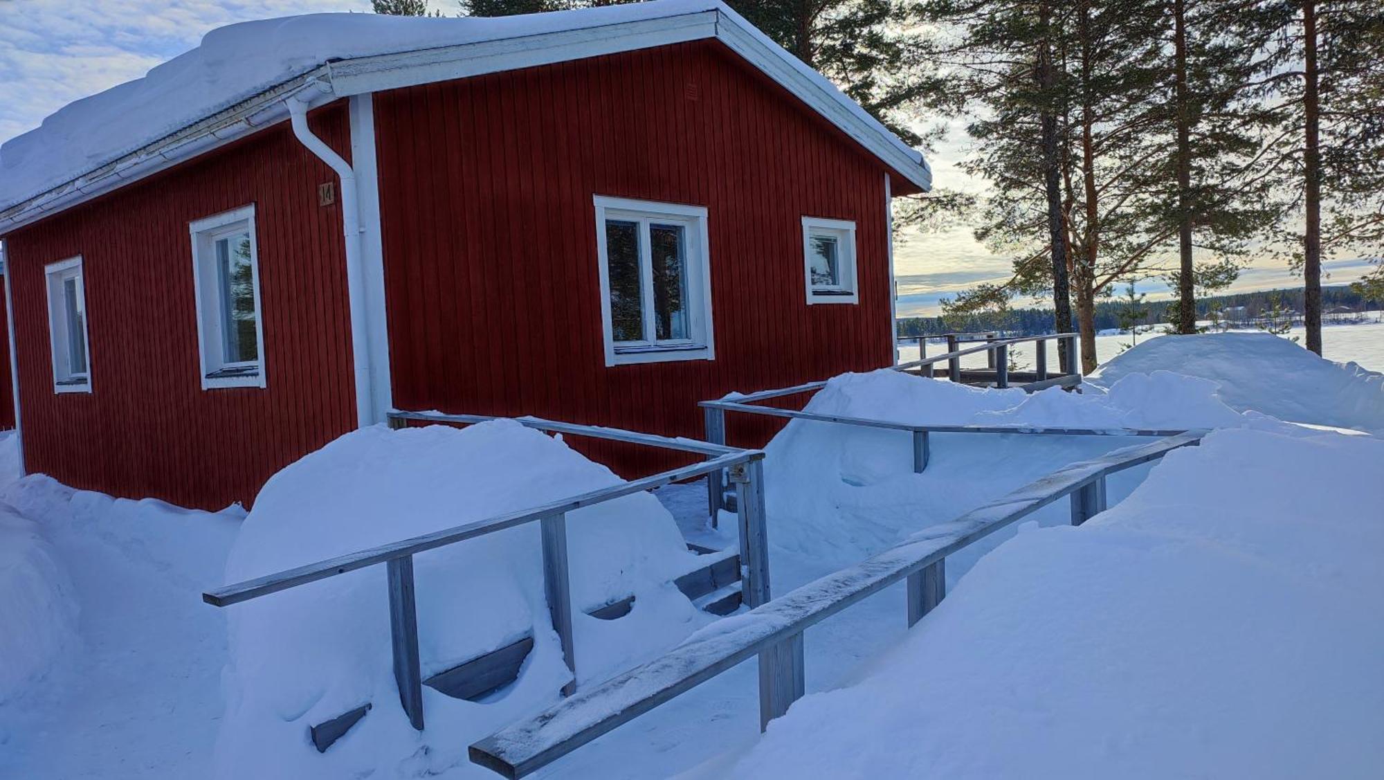 Fritidshus - Cottage - Holiday House - Soluppgang Blattniksele Экстерьер фото
